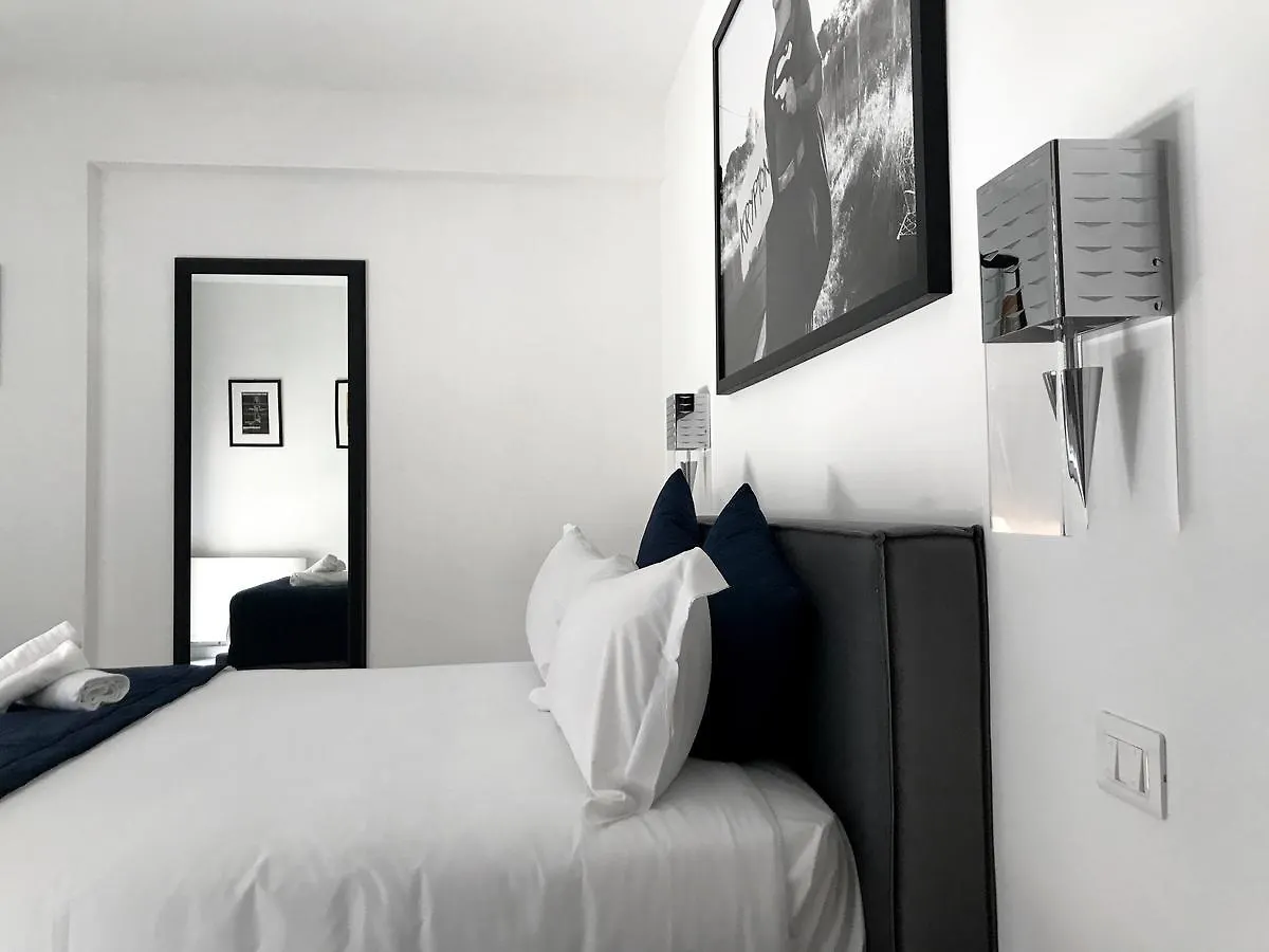 Residenza Niccodemi Roma Tatil Evi